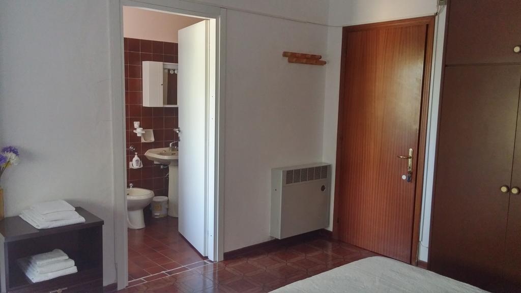 Accogliente E Ospitale B&B 페루자 객실 사진
